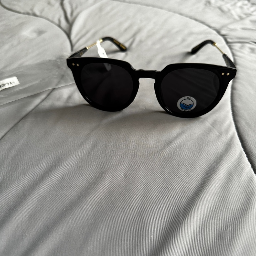 Brand new I-Sea sunglasses black Cate style